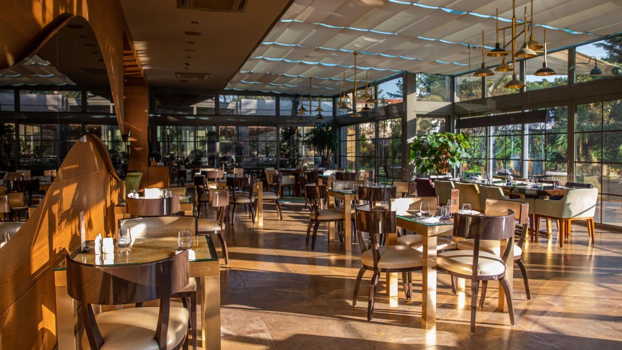 Intercontinental By Ihg Hotel Istanboel