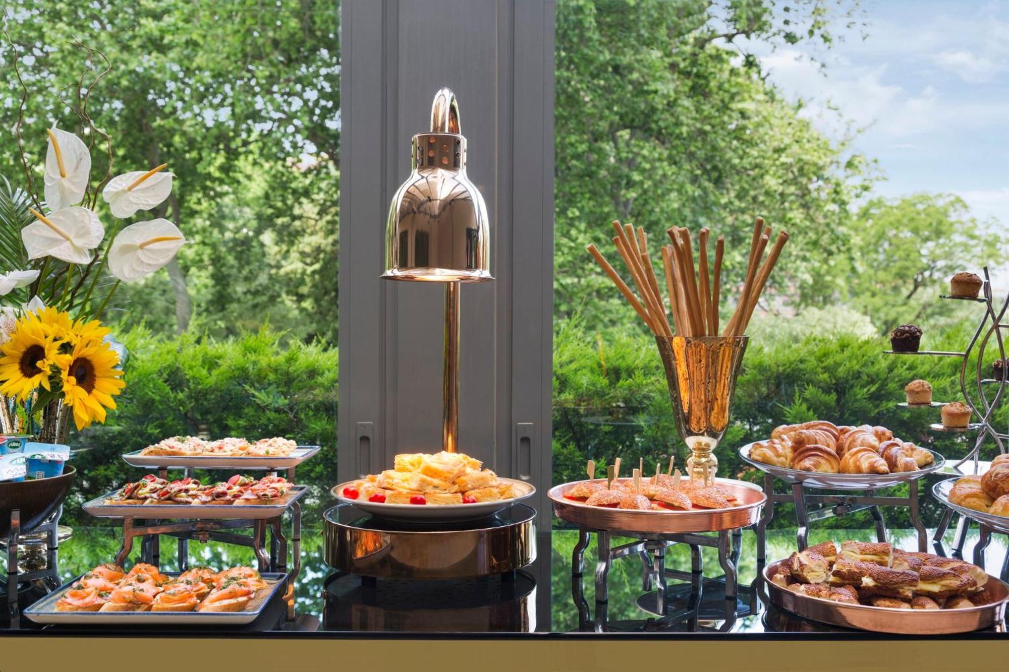 Intercontinental Istanbul, An Ihg